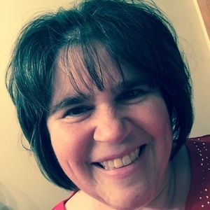 Meet your Posher, Carla
